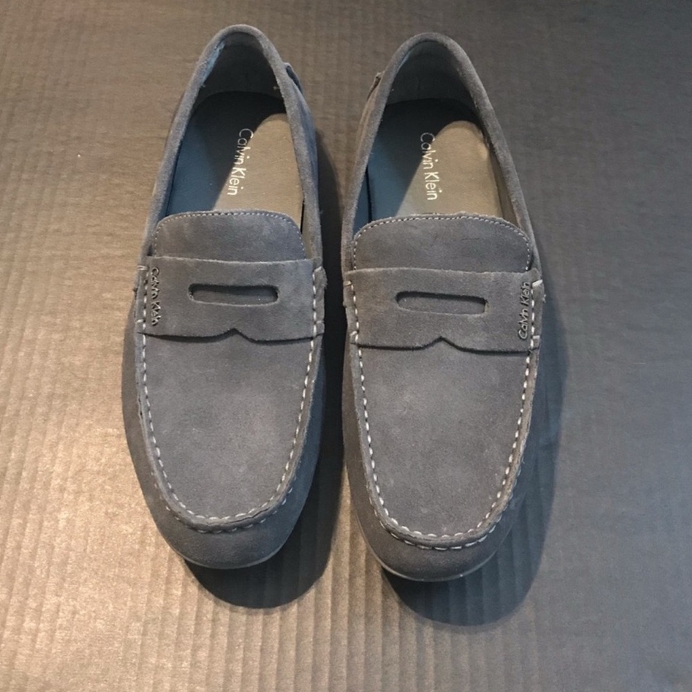 Men’s Calvin Klein blue suede driver loafers size 10